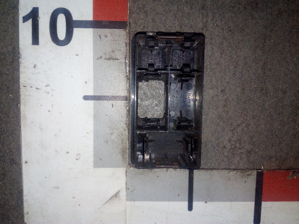 Блок управления зеркалами и стеклоподъемниками б/у  для DAF CF85 01-13 - фото 4